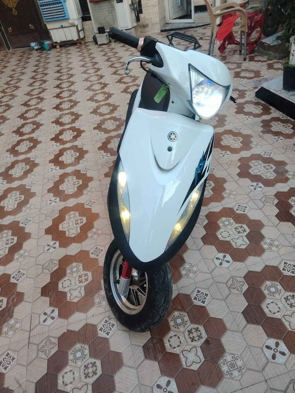 سلام عليكم شباب دراجه ماكس عدله مزوده شلعه ومعدل شك الكاع سعرها 600 وبيها مجال مزودة كلجات رياضي بوشه 55 سلف 55 دبلات امامي خلفي رياضي *********** مكاني حديد تقاطع القدس
