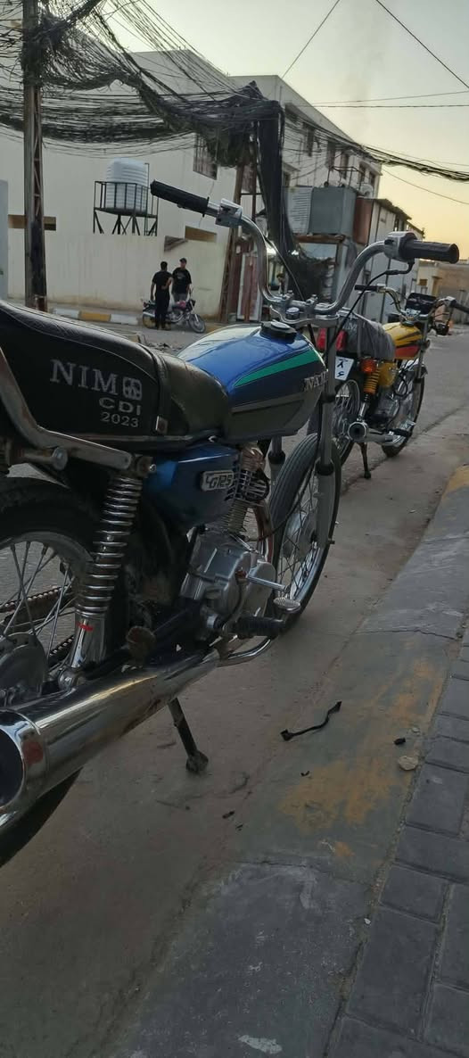 سلام عليكم  للبيع اربعه كير  مكينه جديده ستوها مشدوده شاصي نضيف تايرات جدد صالنصه دبلات كله جديد  الدراجه كلك السعر 325 وبيها مجال للشراي تشلع عيوني مكاني كربلاء حي العامل ***********
