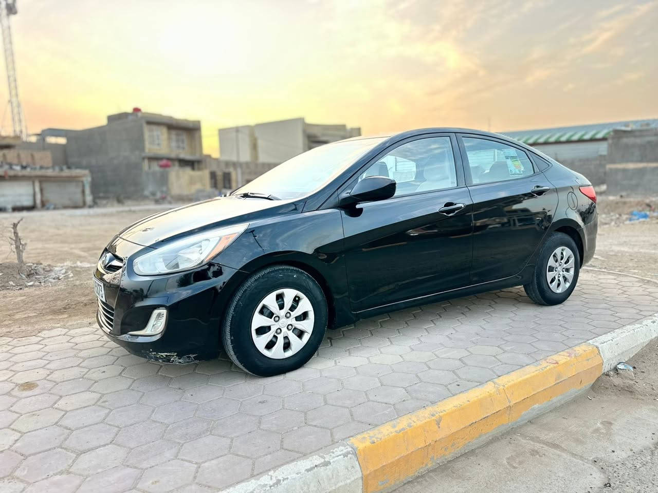 سلام عليكم
اكسنت

2016

محرك 1600

حادث فقط قبق جنطه 

العنوان كربلاء ***********
