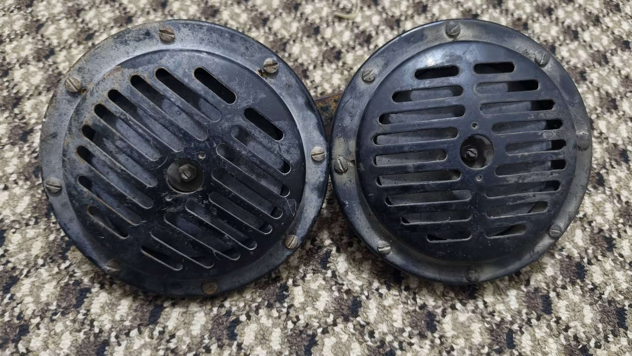 سلام عليكم
هورنات بوش حناين اصلي اصلي للبيع ما مستعمل هواي 
نضيفات اخوات الجديد 
سعرهن 200$ دولار 
مكانهن واسط قضاء الصويرة 
أي ستفسار اتصال ***********
