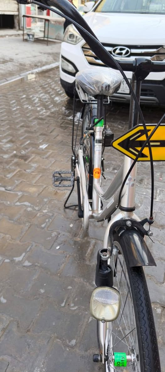 السلام عليكم بايسكل حجم 26 للبيع اي نقص مابي كفالة نضافة 90 /100 فقط اللايت عطلان كفالة عامة السعر 85  وبي مجال مكاني بغداد الحرية الثانية 
***********
