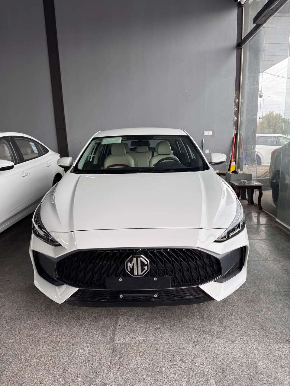 ئێم جی  MG GT 2025 Sport گێڕ عادی
ناو.سۆر.ناو.سپی.بەردەستە🔥🔥
مواصفات.بەصمة.شاشەوكاميرا.حساس.
ئاوێنە ئیشارەت.لايت زينۆن.  ڤۆلیۆم
مكان : أربيل.  ١٠٠ متری معرض تۆپ کارس
سعر.99$
موبایل..*********** أربيل, العراق
