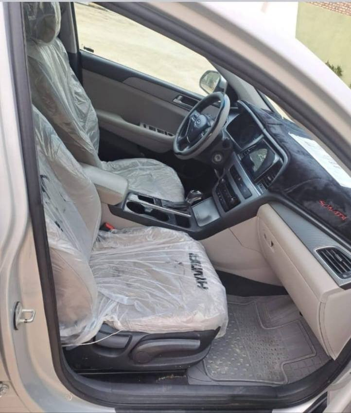 سوناتا 2015 امريكي اخت الجديده محرك 2400 السياره كلهه بشرط تبريد ثلج سياره كامله الف متخلي عليه رقم بغداد دولي السنويه 2027 تنتهي بسمي تحويل ثاني يوم حادثة جاملغ صفحت السايق والبنيد تبديل *********** السعر 125 وبيه مجال للطيبين
