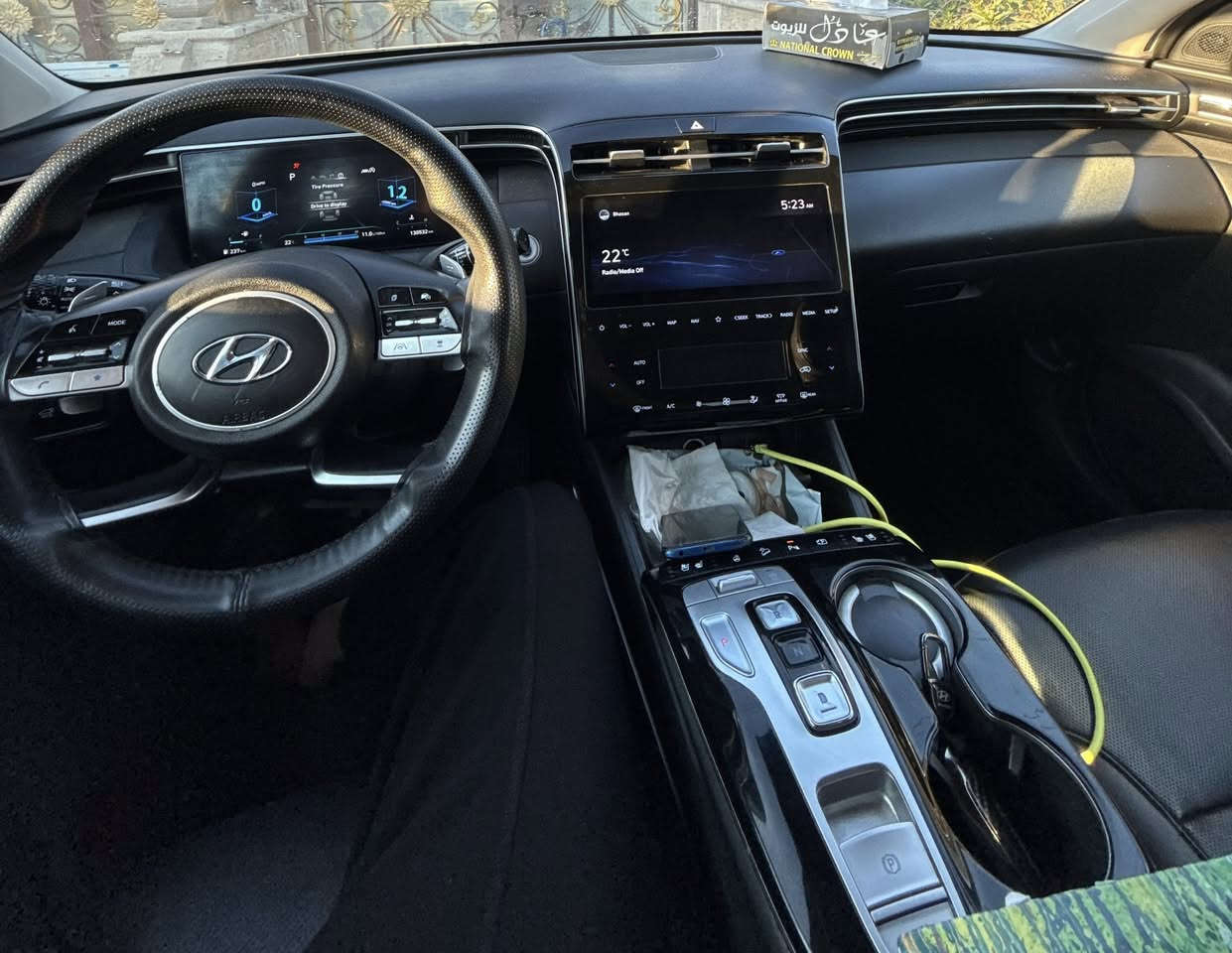 مرحبا توسان 2022 سياره فول 1/1 تتقدم وترجع من بصمه كير دكم الحديث وتشغيل عن بعد كامرات جانبيه 360 درجه مع الاشاره بنوراما مقاعد جلد كهرباء تدفئه ىتبريد بل كشنات  الاماميه وخلفيه خمس وضعيات لسايق رادار وتحديد مسار تدفئه كشنات خلفيه جنطه كهرباء سبير منازل رقم سياره مرتب جديده سياره مكان سياره بغداد *********** سعر 185 بيه مجال بسيط لان سياره فول اعلى فئه بل توسان
