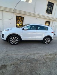 سبورتج موديل 19فول السيارة بي دعامية مبدلة فقط 185 الاستفسار 078821631...