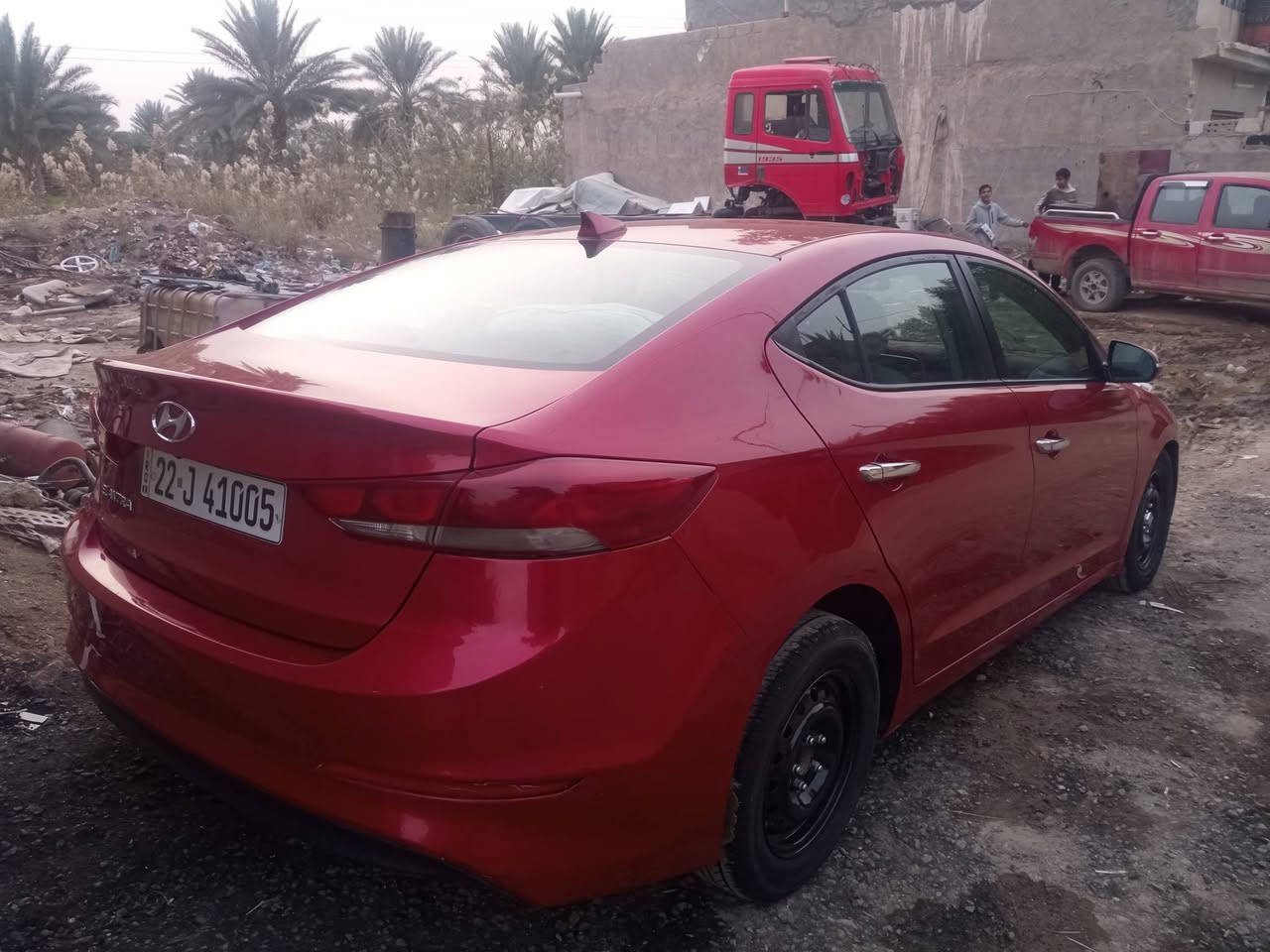 للبيع النترا 2017 باب السائق والدوسه صبغ فقط مكان السيارة ،،حله ***********,,,***********
