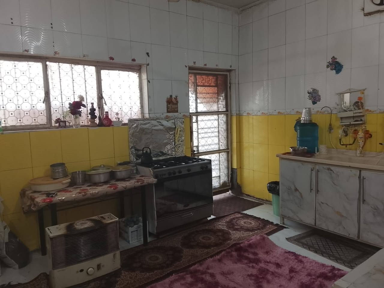 بيت المساحه ٢٠٠م في حي العسكري الثاني قرب المستوصف موقع مميز متوفرة كل الخدمات
*********** واتساب 
***********
