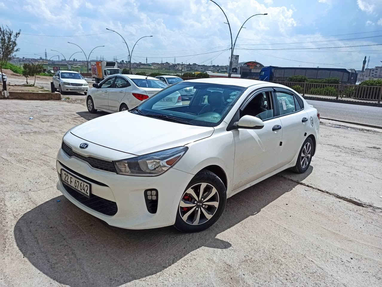 السلام عليكم 
كيا ريو
موديل 2019
موصفات نص فول 
رقم اربيل الدولي 
كابون بأنزين الكتروني 
وارد امريكي 
تبريد وتدفىه 
محرك وكير شرط
محرك 16 GDi
سياره ضررها دعاميه خلفيه وتعديل بارد بجاملغ الامامي 
رقم الشاصي مرفق مع الصور 
السعر118$وبيها مجال 
🛑ملاحظه مهمه
 يرجى الاتصال من  الساعه 9 صباحأ إلى الساعه 9 مساء
#العنوان موصل الجديده شارع بغداد مجاور سنتر بغداد
#مكتب ال رزان للسيارت
***********
***********
