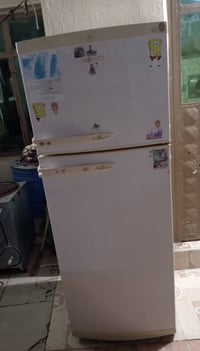 مبردات عدد 2 سعر 50 ثلاجه 16قدم سعر 100 07828376158