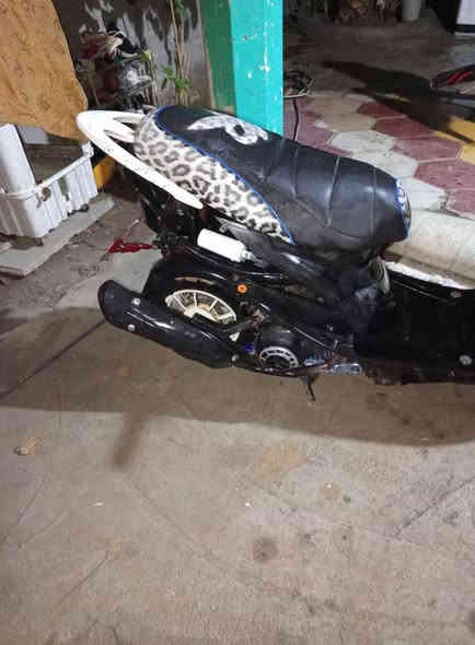 سلام عليكم دراجه ماگس عدله للبيع الدراجه نضيفه مزوده كلجات يدات وياله مشيف رياضي بوشه 55 الدراجه خير من الله تجي تفحص وتاخذ لمكينه ناعمه لدراجه مال لعب نقطه دهن رياضي رقم رياضي السعر375وبيه مجال قليل. مكاني بغداد حي النصر رقمي *********** بي وات ساب ما متواجد بل فيس راسلني وات ساب
