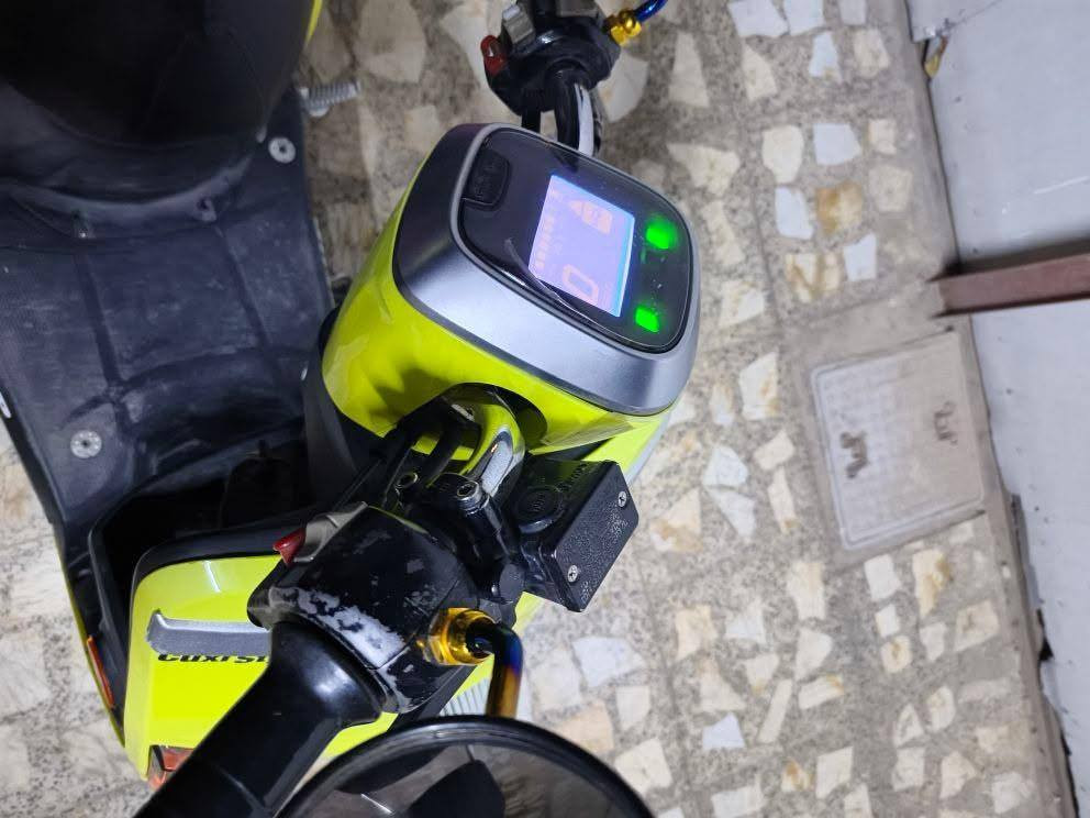 سلام وعليكم دراجه بوليس مسطره للبيع الدراجه رمبه نضيفه حيل ماتصور واحلى من الصور الف مره الدراجه مامفتوحه ابد السعر 900 وبيهة مجال المكان بغداد البياع رقم الهاتف ***********
