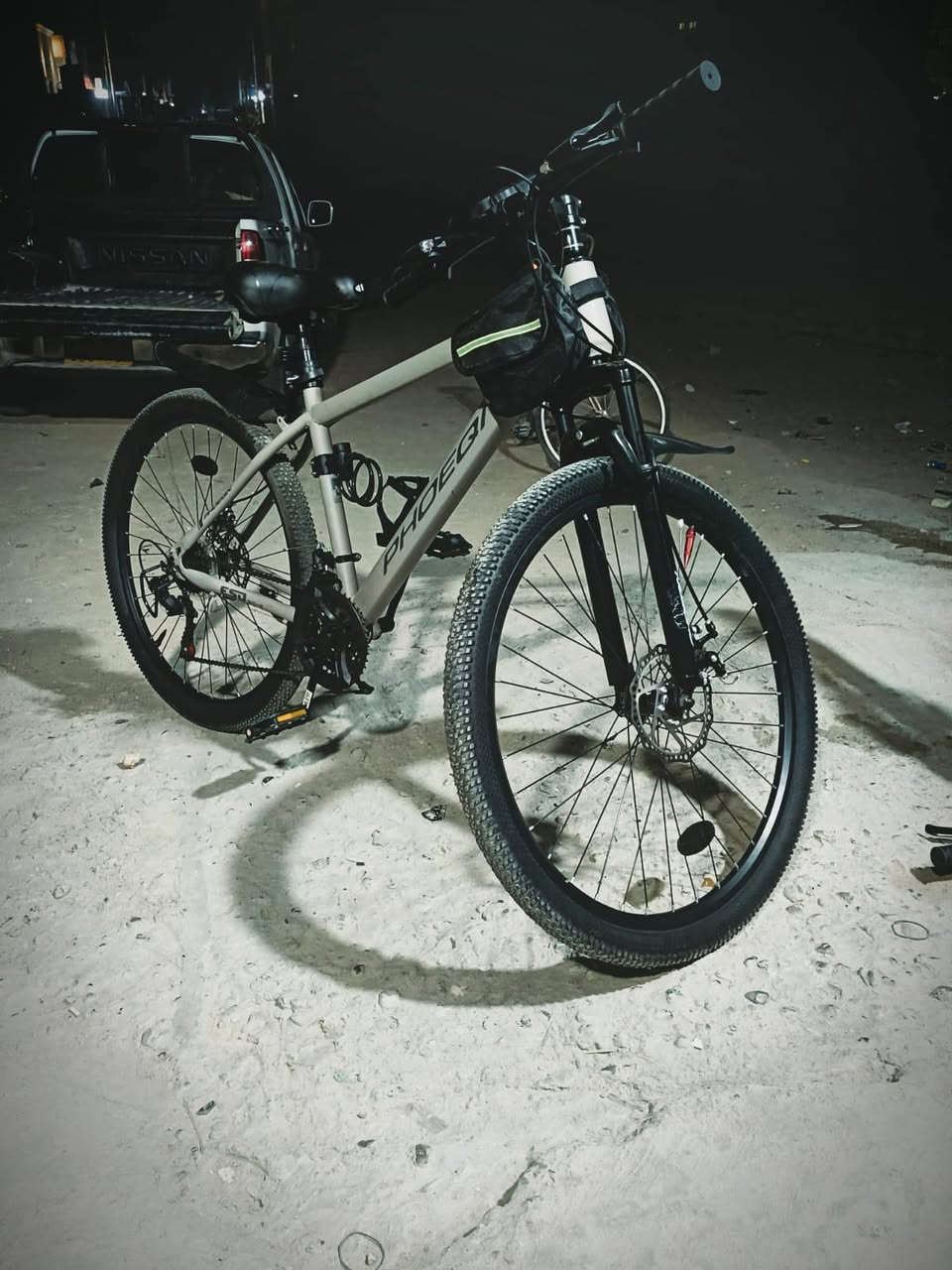 بايسكل كيمو ماركة فونكن مع ملحقات حقيبه 7 مكاين خلفيه 3 امامية ديات كير سحب دفع للبيع ب120 وبي مجال

واتساب ***********
