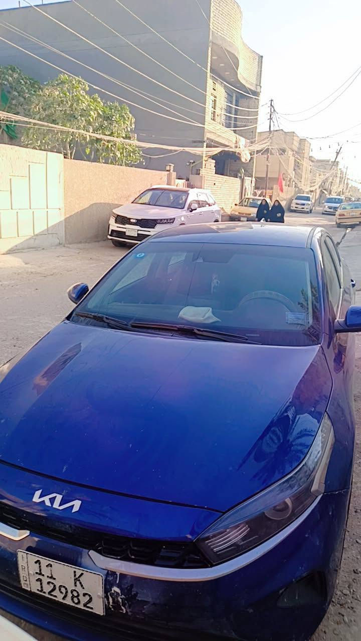 23 مديل
ماشيه 33 ميل 
حادث امريكا جامعة وشويه من البنيد الجاملغ نفسه مصلح ما مبدل 
مكينه 2000 دوش 
السياره  خير من الله 
والسعر مناسب 
رقم الهاتف 
***********بي واتساب
