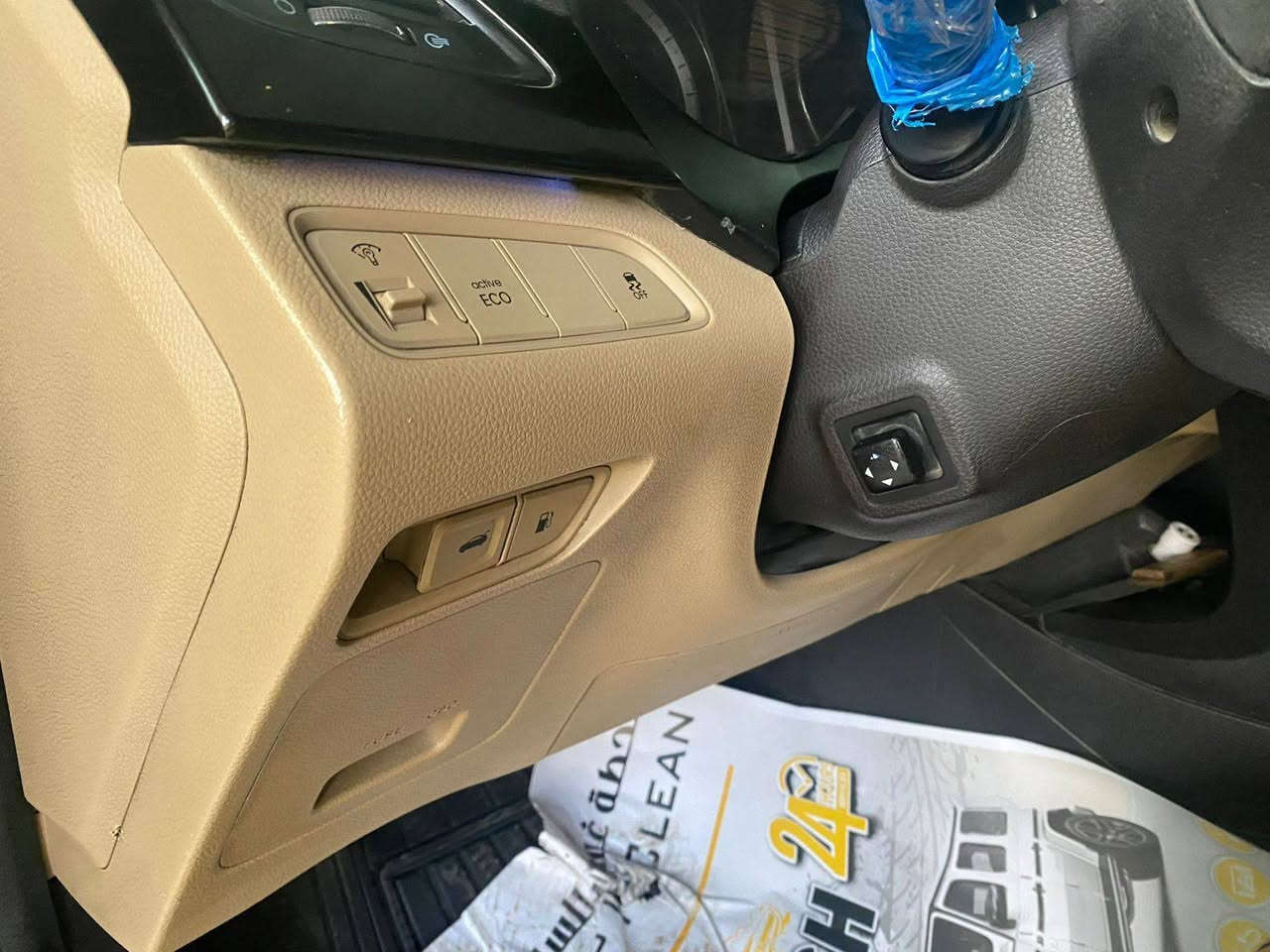 السلام عليكم ازيره موديل ١٢ امريكي حادثه بس الدعاميه مبينه صور الحادث سياره فول مواصفات للخير كير مكينه تبريد صدر كله مكفول السعر١٢٠ وبيه مجال مكان السيارة بغداد بسمي ***********
