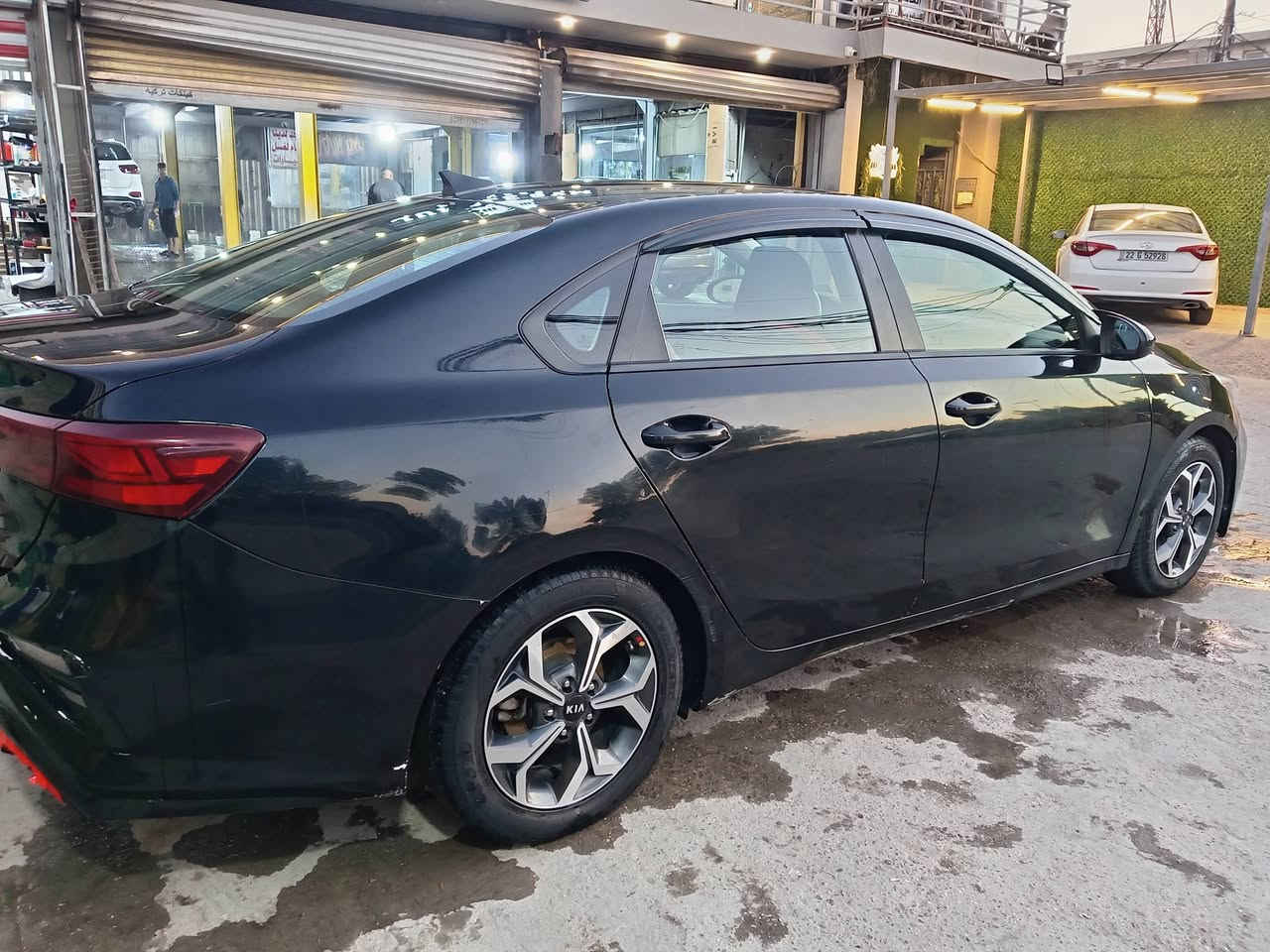 السلام عليكم من رخصه الأخ الادمن المحترم
عندي سيارةللبيع  كيا فورتي موديل 2019 ماشيه 109000 الف اللون اسود السعر كسر أيتي  $125وبيه مجال بسيط 
العنوان بغداد الدورة او المنصور رقم الهاتف
***********
