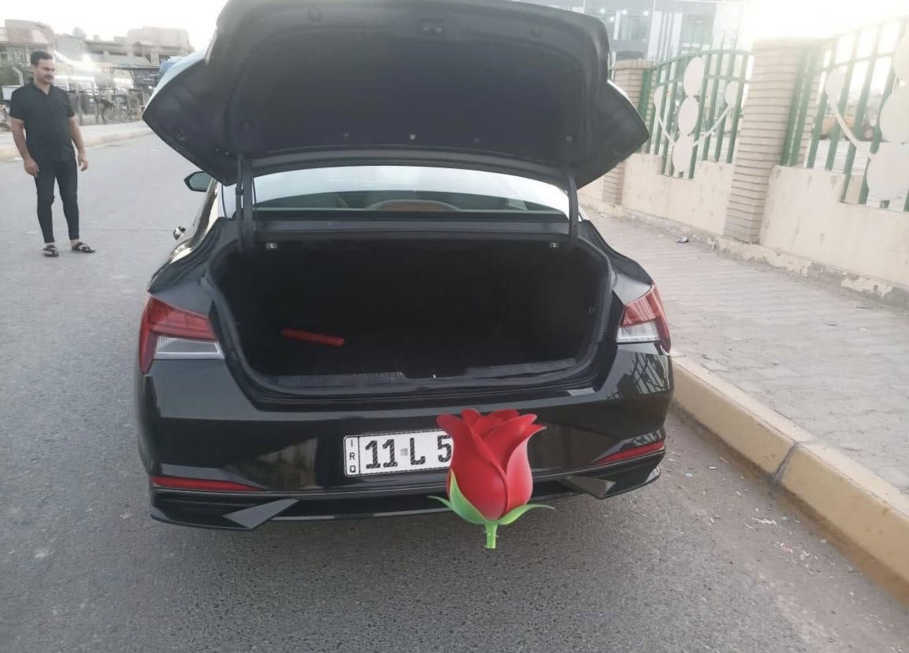 النترا 2022 هايبرد بلو
بأسمي رقم بغداد

بدون ايرباك 

(شاصي + لغد + محرك + كير ) مكفولات 

صور الحادث موجوده 

ماشية 46

تشغيل عن بعد

تحكمات ستيرن 

رادار 

حساسات امامي خلفي

اشاير بالمري

توقف ذاتي 

تحديد مسار ، 

تدفئة كشنات 

مكاني العامرية او المنصور 

رقمي ***********

رايدها ب 146 وبيها مجال
