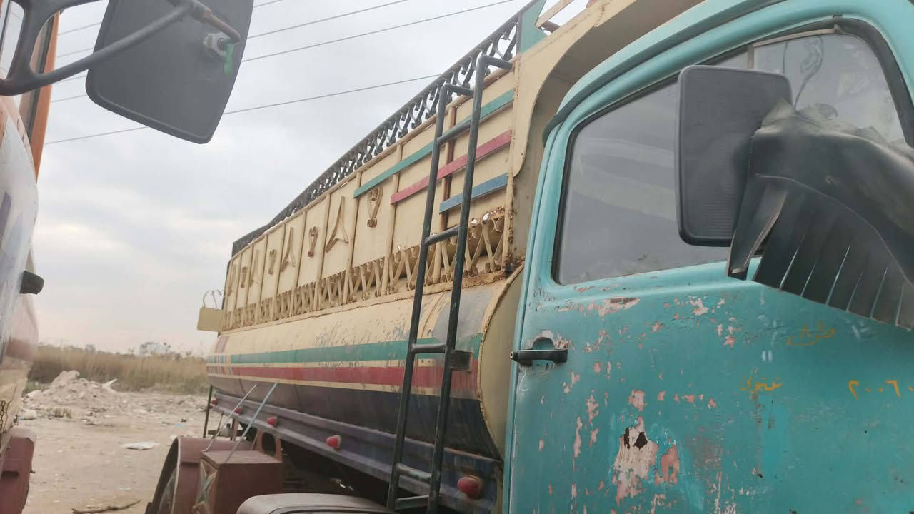 تانكي ابو ردين للبيع مكان كربلاء مغلون  تفصال الموصل السعر 3وبي مجال قليل ***********
