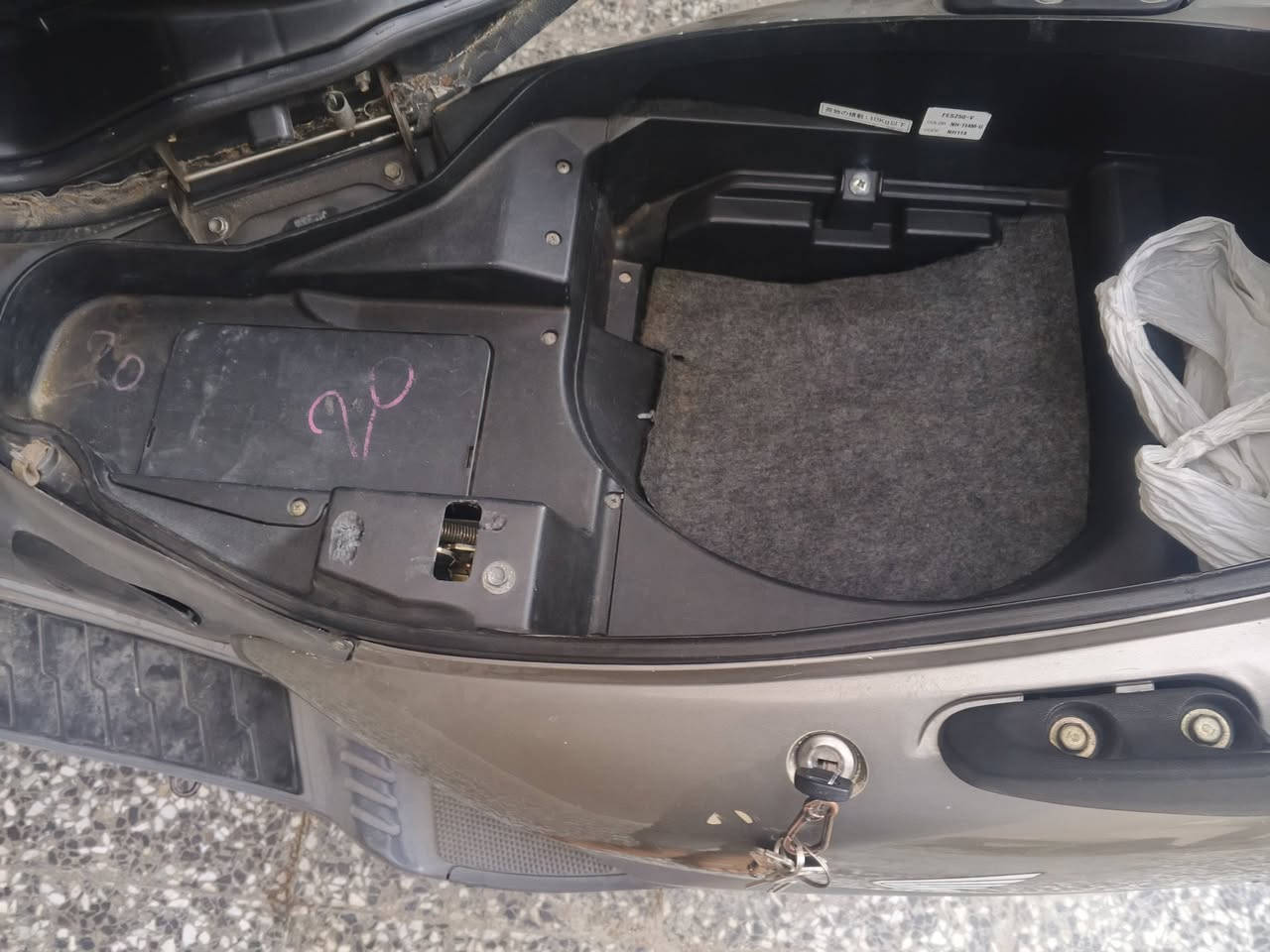 بيع او مراوس حسب قناعه سعر 800
نقص كلج خلفي بي صوت بقيه كفاله ***********
