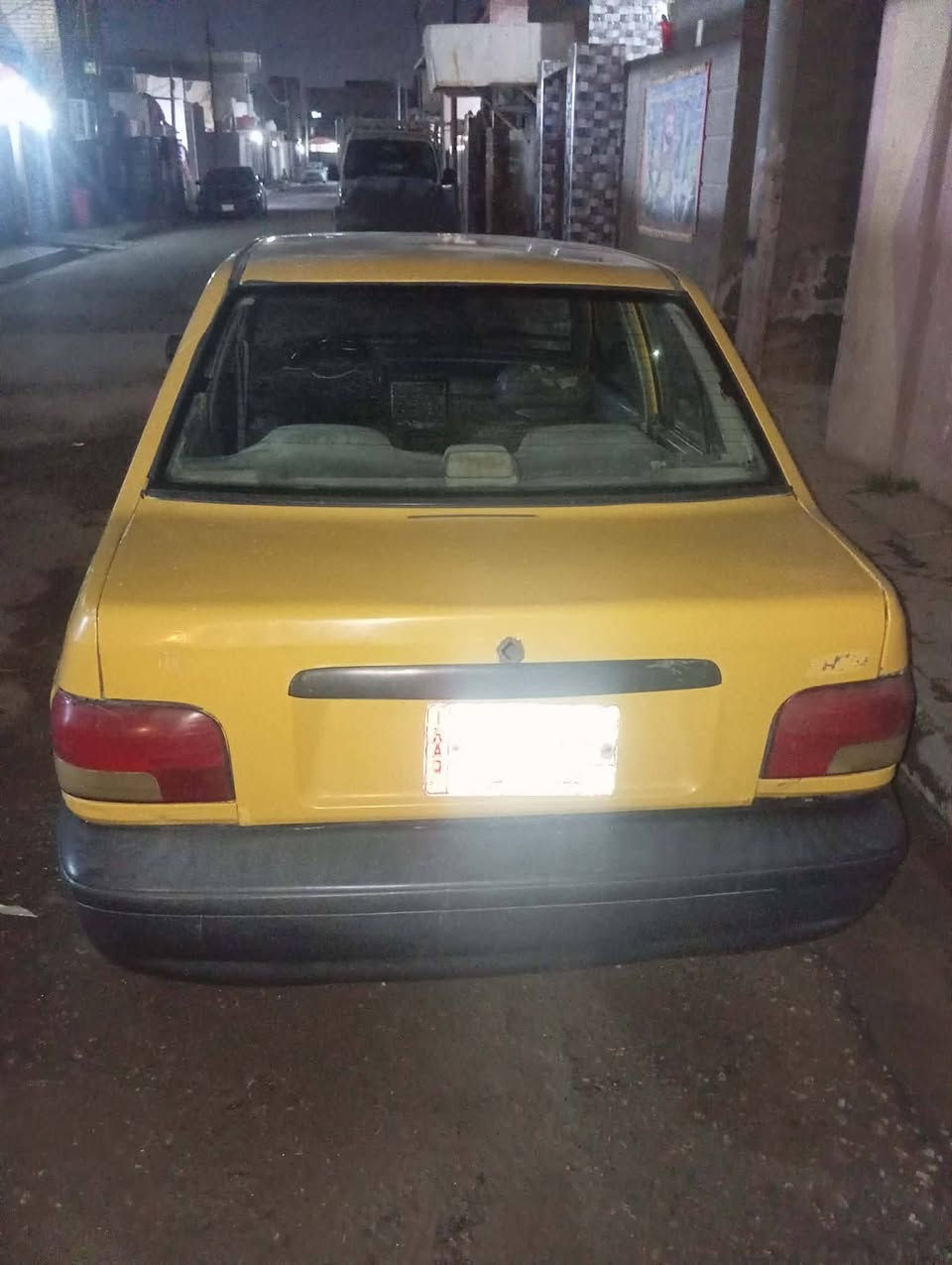 السلام عليكم من رخصت الادمن
للبيع سايبه موديل 11 عضم كير مكينه بل صندوك جيس حداديه تخم تاير جديد شواصي نعمه من الله دواخل نضاف مسجل وسماعات لايت بك لايت عالي ناصي كله شغال سياره مال شغل بخاخات جدد استوني شادهن كشرها زين 
سياره نعمه من الله رقم نجف ألماني راعيها موجود غرامه مصفره/هيئه ماعرف شكد عليها ورا المشتري ابيع فقط راعي اكرر ابيع. فقط راعي سنويه ساقطه من 16 مستعجل عل بيع 

العنوان الديوانية الاسكان مقابل المعهد الفني 
السعر 13وبيها مجال قليل 
الرقم ***********
