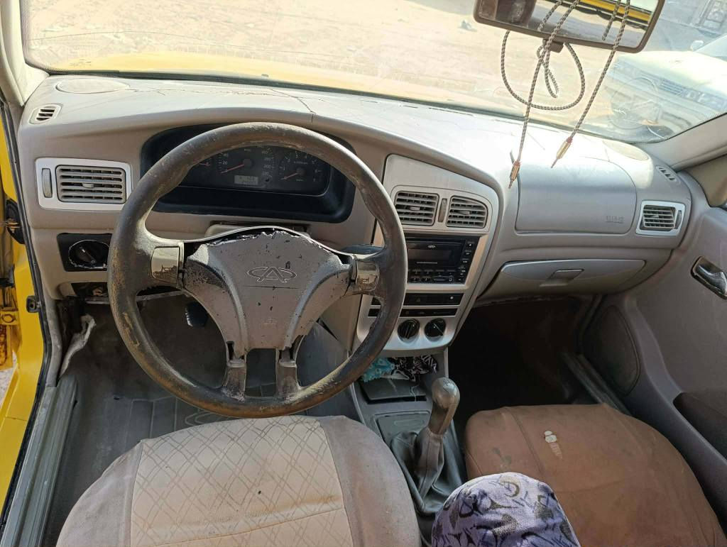 سلام عليكم شيري كوين موديل 2010 سياره كامله لا ضربه ولا تبديل ولا صبغ كهربائيات كله شغاله كير محرك شرط مجفت تجفيت درجه اوله سعر 25 وبيه مجال مكان سياره النجف وراعيه بل النجف يريد مداور رقم الهاتف*********** النجف, العراق
