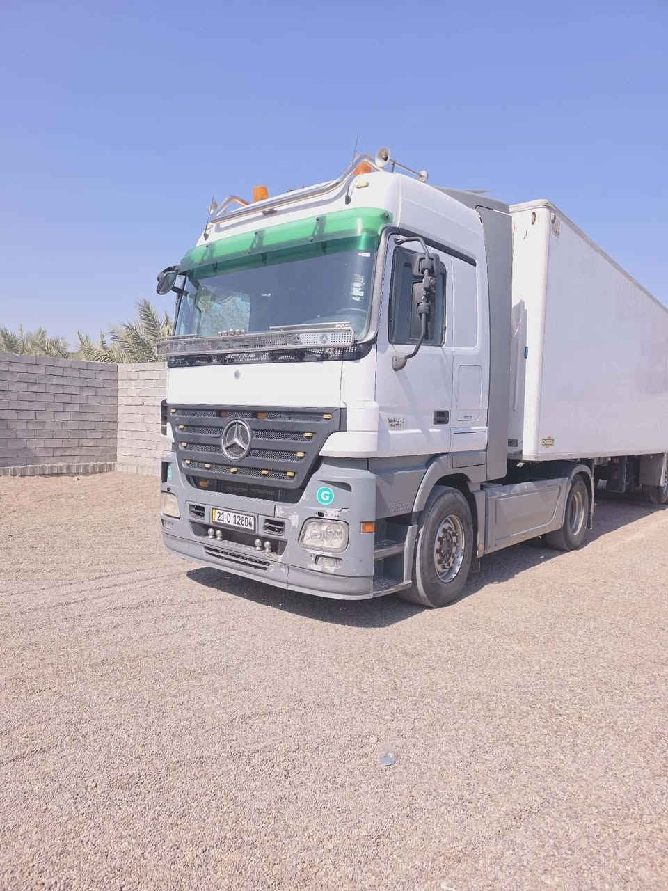 سلام عليكم سياره البيع مارسدس حجم 44موديل 2007 براد شيرو  2002 السعر430$     /***********
