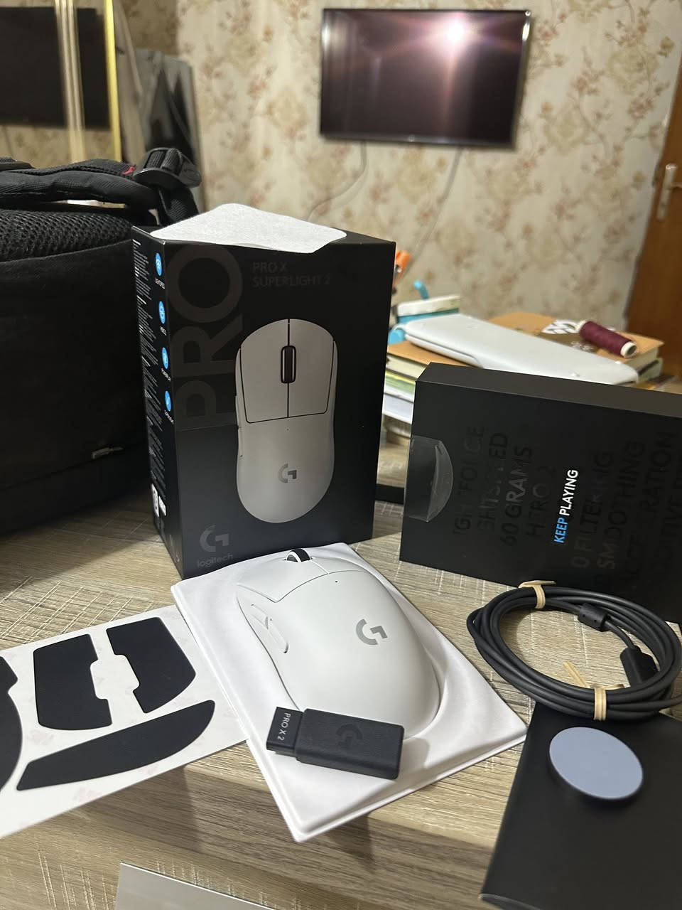 ماوس logatich g pro x superlight 2
ثاني اقوى ماوس بالعالم  بمواصفات 

وزن: 60 جرام
 • سنسور: HERO 2، دقة عالية جدًا
 • اتصال: Wireless LIGHTSPEED
 • بطارية: ~95 ساعة
 • أزرار: 5 قابلة للبرمجة
 • مميز للألعاب التنافسي
      •       0.5 ms    
     
نضافه ١٠٠٪؜
كل اغراضه سييل شركه مستخدم ٢ ساعه فقط اخ الجديد 
ملحقات : ستيكرات گرب، دونجل، تبديله ضهر  واير شحن جديد غير مستخدم الخاص بالماوس 
نبدي السوم عله ب١٢٠
والمزايده ب ٥


**إذا كنت صاحب هذا الإعلان وتريد حذفه لأي سبب، رجاءا أرسل رسالة إلى الدعم الفني**