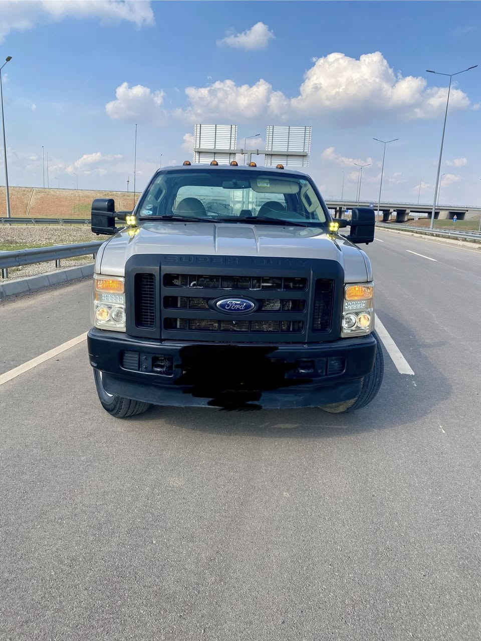 فوردت f250بنزين 8سلندر منزومه غاز 100لترموديل 2008سياره جديده ماناقص بورغى محرك گير 4ويل تبريد تتفيئه تايرات سنوى كوله شرت شرت تحويل  هزه و فحس جديده سدرجديده بدون صبغ و بارد سعر 95بيها مجال قليل رقم موبايل و واتساپ *********** ***********
