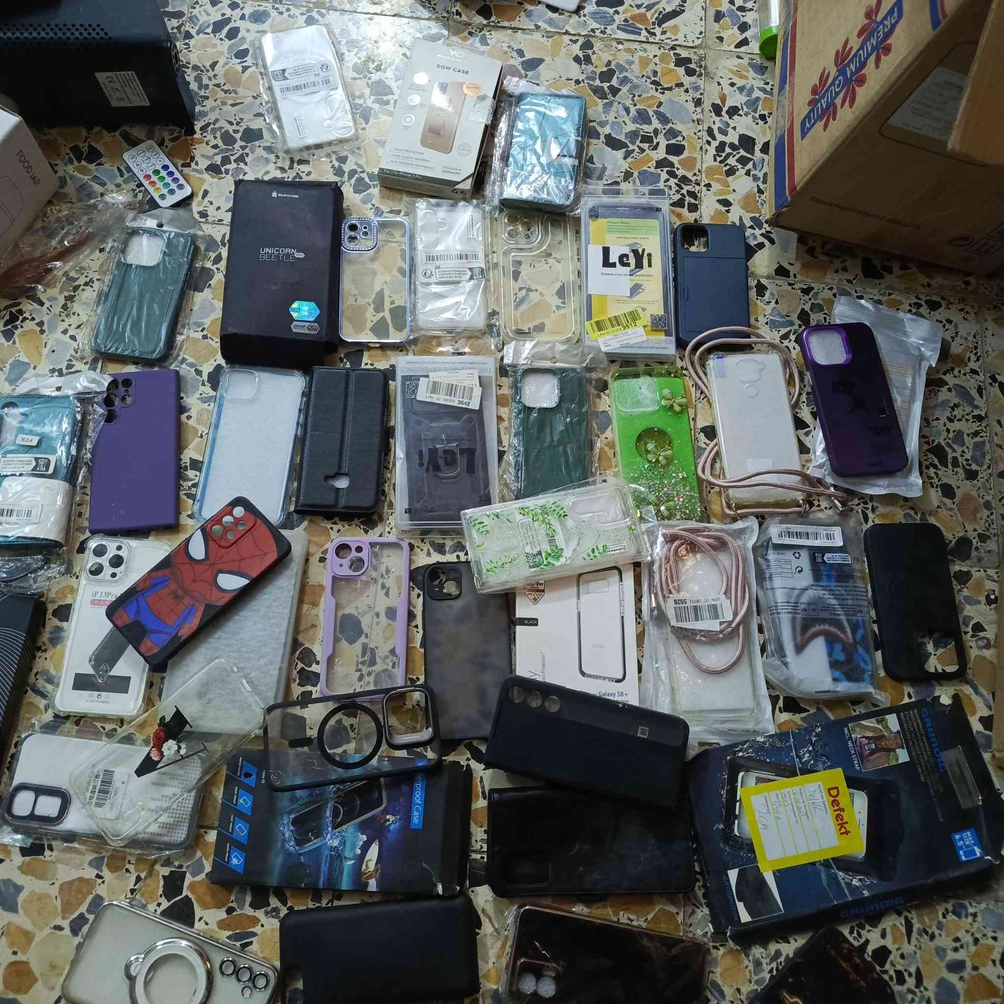 متوفر كفرات أكثرهم ايفون بيهم بل٥٠قطعه انطي سعر وبلعافيه


**إذا كنت صاحب هذا الإعلان وتريد حذفه لأي سبب، رجاءا أرسل رسالة إلى الدعم الفني**
