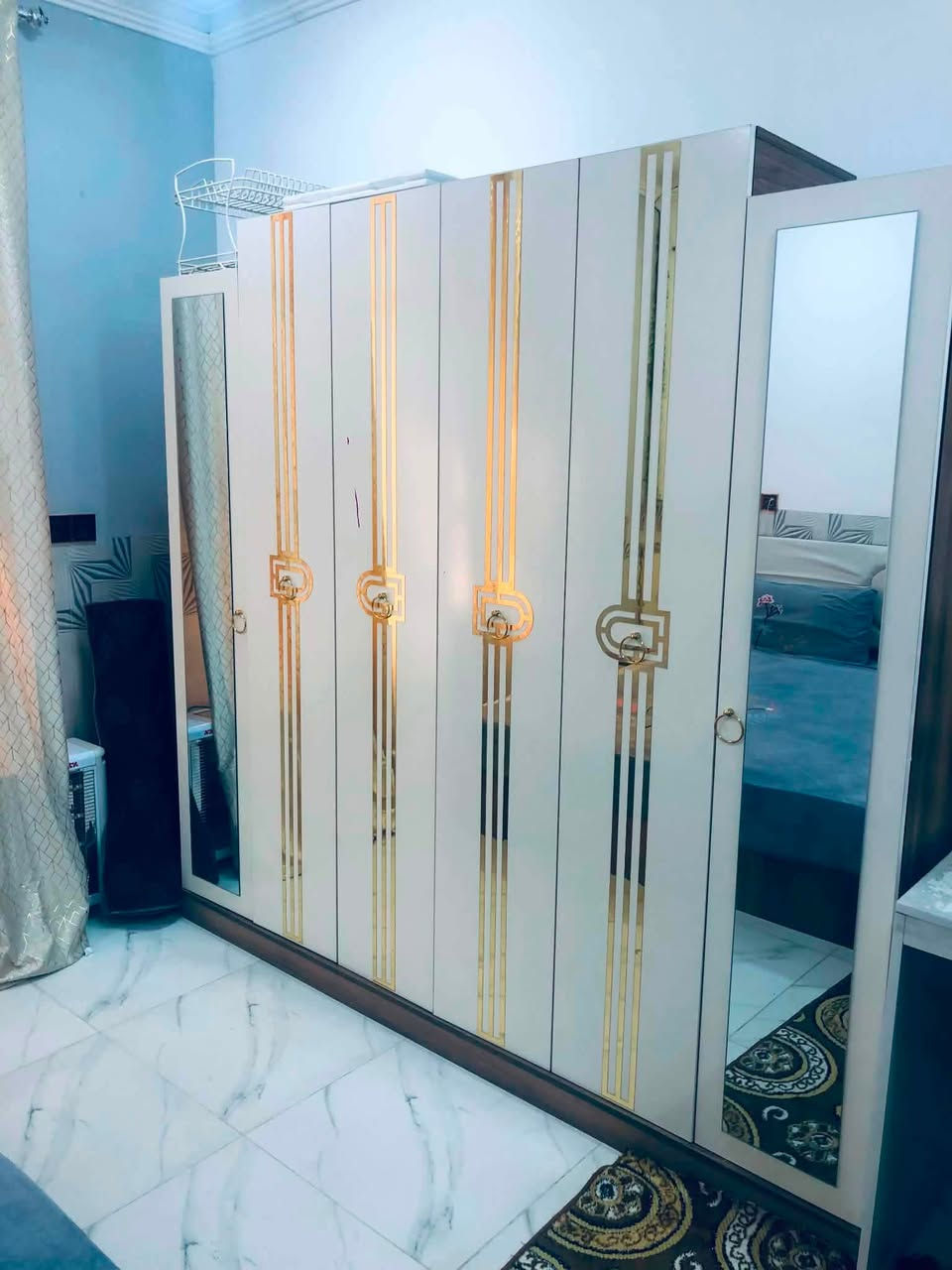 سلام عليكم غرفه تركيه أخت جديده غير مستعلمه للبيع ‭***********‬سعر ٤٢٥
