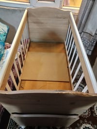 أثاث أطفال • مستعمل • للبيع