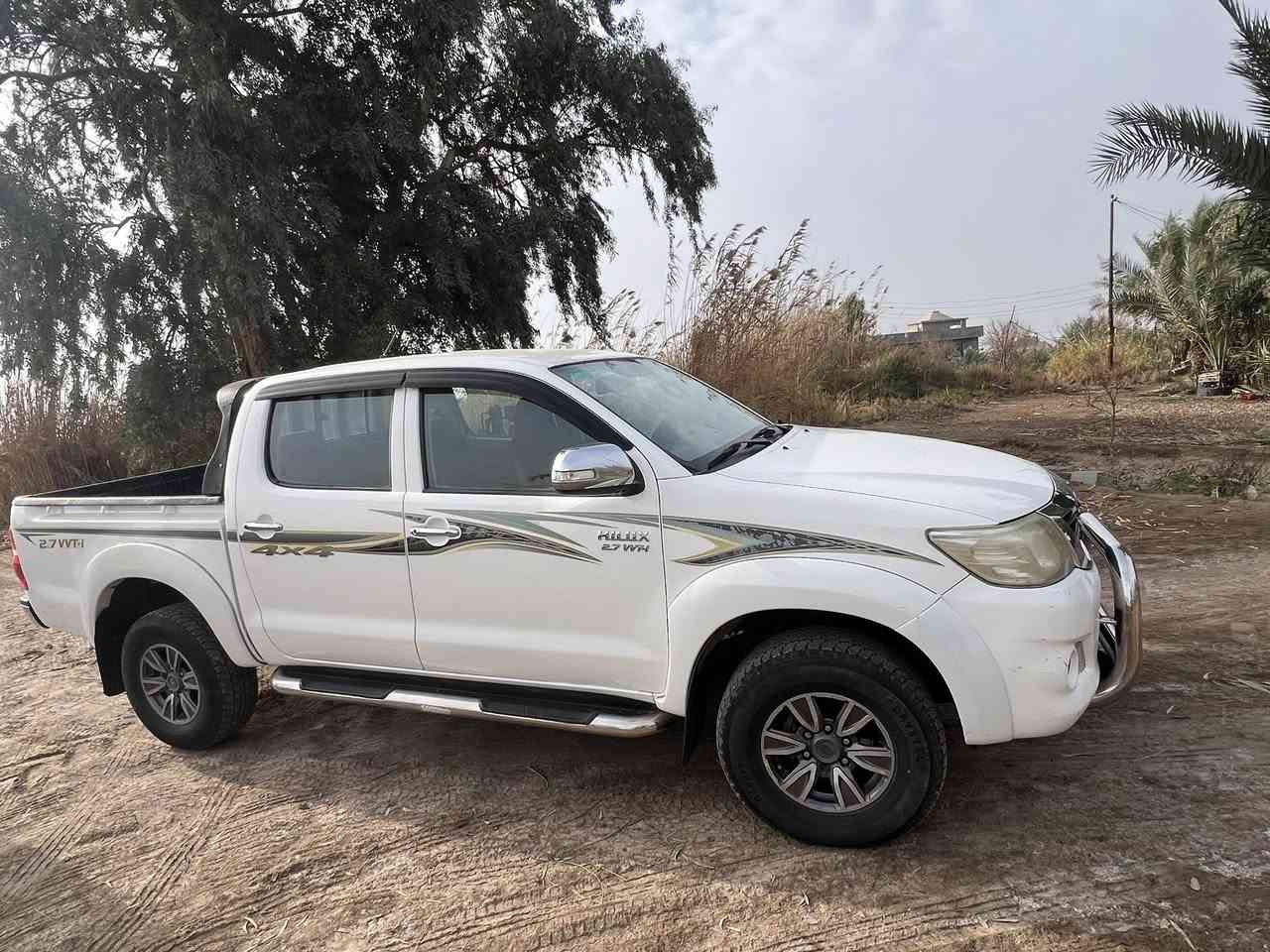 للبيع فور ويل موديل ٢٠١٤ ( كير )
رقم شمالي اربيل تريد تحويل تريد وكاله 
السياره مكفوله كفاله عامه محرك وكير 
شرط السونار
مكانه بغداد اليوسفيه الجسر الخامس 
*********** 
سعره ٢١٥ وبيه مجال بسيط
