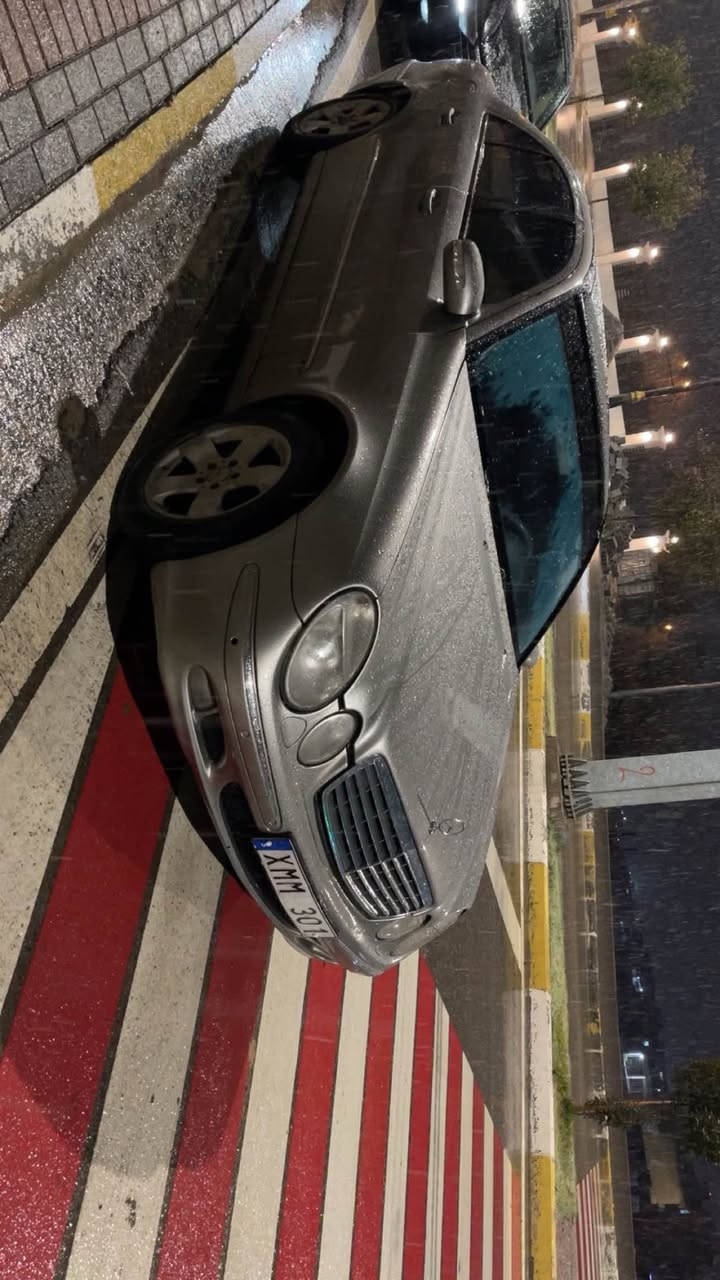 marsids 320 مؤديل 2006 فول فول قپات پانوراما منفئست ئه سلي سقفي گوراوه كرايته پانوراما واته سقف موس هه موگياني به شه رت بؤ گؤرينه وه شوئن سوران *********** سوران, أربيل
