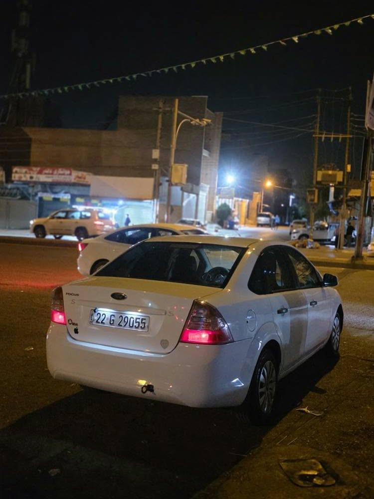Ford Focus 2011
فۆرد فۆکس 2011 نیڤا سەیارەکە ٥ پارچەی بۆیاخە بێ داخلی و لێدراوی گێر ئۆتۆماتیک عادی ڕەقەم سەنەوی تازەیە تا 2030 تەحویل وەکالەت بە شەرت 
گێڕو مەکینە تەبرید بەشەرت
 دینار مەسرەفی تیا نییە
 چوار تایە و پاتری ڕۆنی نوێیە 
کارەبای هەمووی بە شەرت
ئاوێنە ئیشارەت 
تەبرید و گەرمی زۆر باش 
پێش دوای تازە داگیراوە شاشە و کامێرای بیلادی بۆ بەسراوە
سەیارەکە تا بڵێێ جوان و نمونەیە 
تەحویل وەکالەت خرامە بە شەرت 
شوێن سلێمانی ناو شار 
سعر 74 معامەلەیەکی کەم   
سلێمانی ڕەقەم تەلەفون *********** السليمانية, العراق
