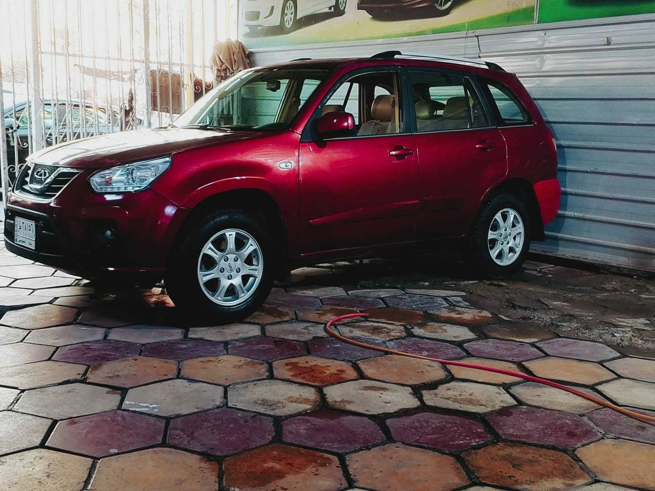 .السلام عليكم
للبيع تيكو . موديل 2013 . رقم بغداد الماني مشروع وطني. 
كير ومكينه مكفولات بلاديات . مكفوله من الحادث والصبغ . تبريد تدفئه شغال كهربائيات شغاله . سياره حلوه ونظيفه. السعر 60$ ورقه وبيها مجال 
العنوان بغداد الجديده
***********
