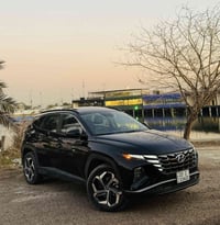 توسان امريكي للبيع موديل 2023  لون اسود ملكي سياره جديده جدا بدون اي ن...