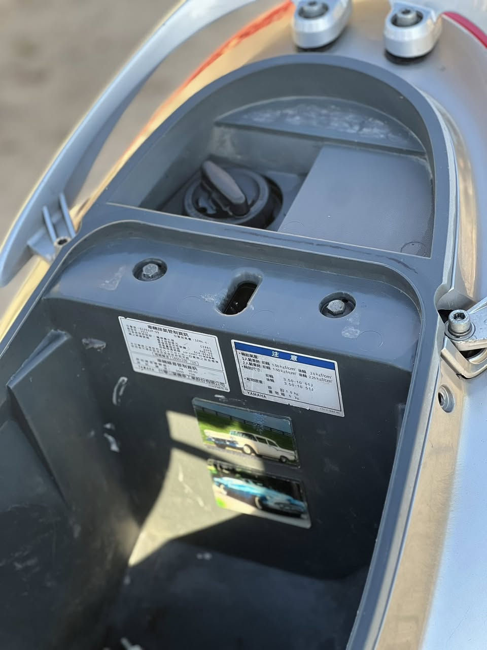 سلام عليكم كلبي دراجه بريز بغباء للبيع دراجه جديده معنه لكلمه مكفوله كفاله عامه حته لتايرات واوراق كامله دراجه عارضها ب٩٥٠ مكان بلكراده رقم صاحب ادراجه ***********
