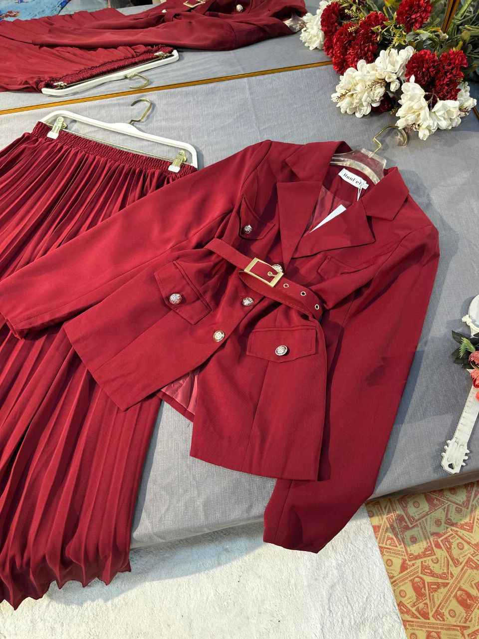 ووصل الجمال وترند الموسم😍❤️

طقم العيدخامة زارا ستان   إيطالي ودابل تركي

قياسات  من 38 _ 48

سعر حسب الموديل
توصيل5 الاف بغداد, العراق


**إذا كنت صاحب هذا الإعلان وتريد حذفه لأي سبب، رجاءا أرسل رسالة إلى الدعم الفني**