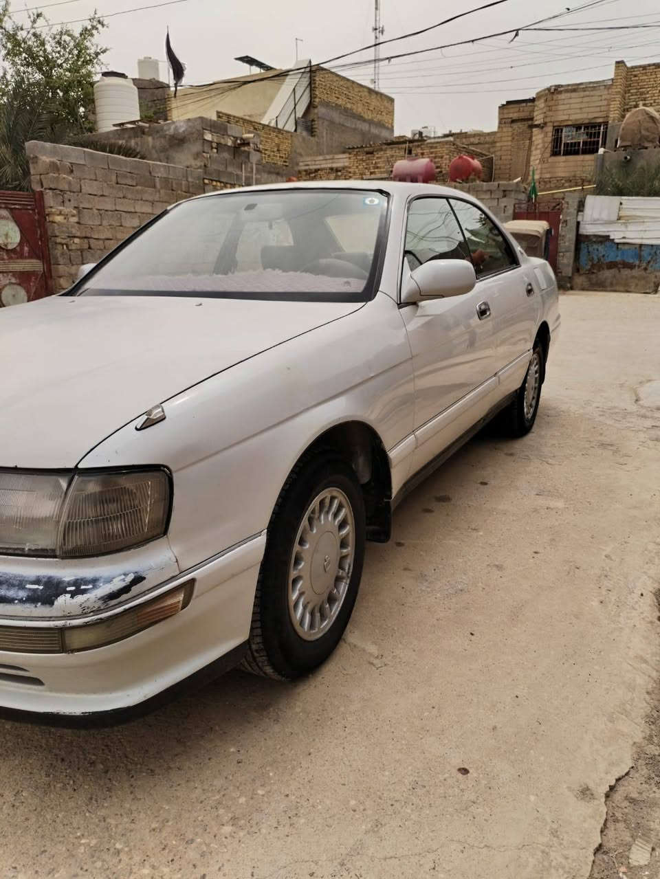 سلام عليكم سياره بطه مديل1994منفصل رقم بغداد سنويه جديده مكان السياره العماره السعر 58
‏‪***********‬‏
