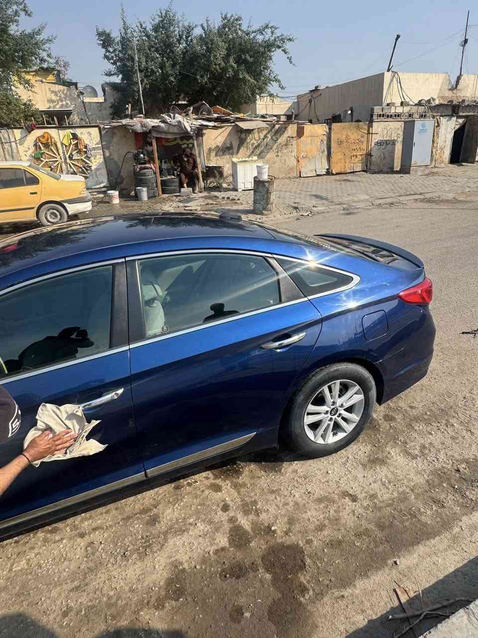 سوناتا 2016 ضربته بيند وجاملغ والجامغ الاخر مصبوغ ودبل كازكيت السعر 107 وبيه مجال بسيط الرقم *********** العنوان بصره حي الاصدقاء
