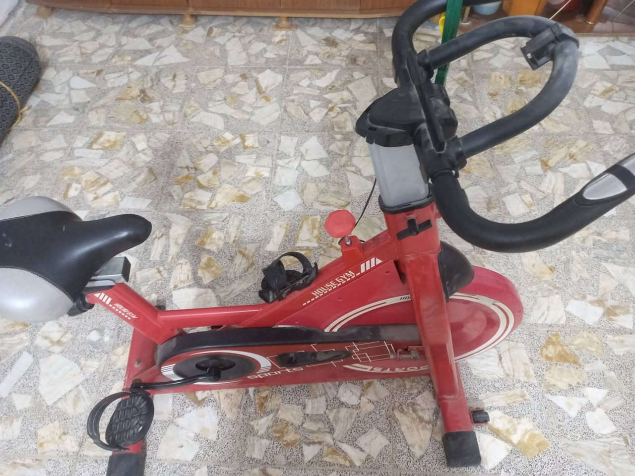 بايسكل رياضي ثابت سعره 200
جديد استعمال قليل جداً  مع المجال مكان كوفة @


**إذا كنت صاحب هذا الإعلان وتريد حذفه لأي سبب، رجاءا أرسل رسالة إلى الدعم الفني**
