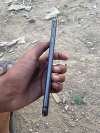 آيفون ٨ بلس • شاشة أصلية • بطارية ١٠٠