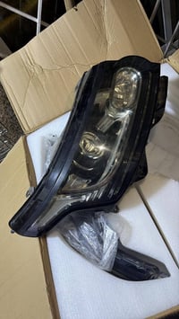 زوج لايتات رانج فوك اصليات موديل16 السعر350$ ‭07716339097