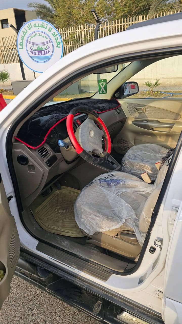 سلام عليكم توسان 2010 خليجي فول مواصفات  رقم بغداد السونار مرفق كير ومحرك بلادي مامفتوح  محرك ٢٠٠دوش السعر110 وبيهة مجال مكاني بغداد  ***********  يرهم مراوس
