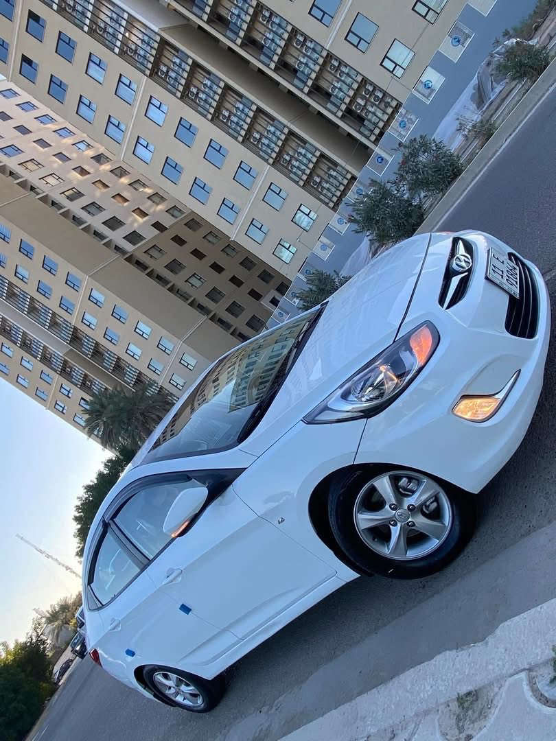 السلام عليكم  اكسنت موديل 2013 وارد خليجي
نضيفه جدا استعمال موظفة محرك 1600مكفوله كير ومحرك وشواصي 

مفتاح اضافي احتياط

بدون فتحه 

شاشه اندرويد

كشناتها مغلفه

اقتصاديه

السعر: 100

العنوان: بغداد زيونة

للاستفسار 

***********
