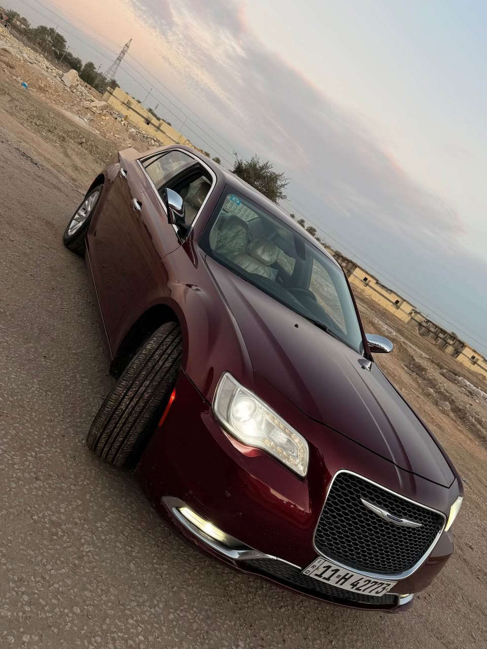 اوباما كلايسلر ٣٠٠
موديل٢٠١٩
موصفات ال C معروفه 
فول السياره بانورما كشنات جلد وكهرباء سياره كلين بس بيه شخط بل باب غيره كفاله من صبغ وبارد وكلشي سياره حلوه وجديده للاستفسار اتصل على الأرقام ***********
*********** الهندية, كربلاء
