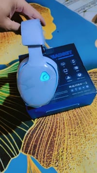 سماعات كيمنك • بلوتوث قابلة للشحن • صوت قوي