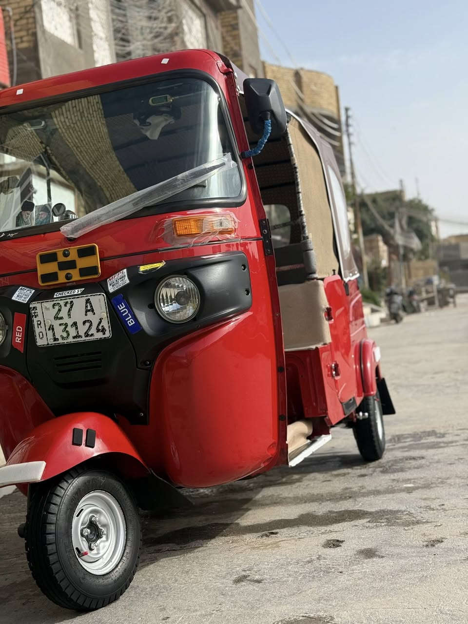 السلام عليكم تكتك للبيع 
موديل 22 شهر 10 كفاله عامه 
امفيلس ماامفيلسه رقم بسمي مداور ثاني يوم 
ابيع فارغ شركه مكاني ناصريه مركز 
الهاتف ***********
