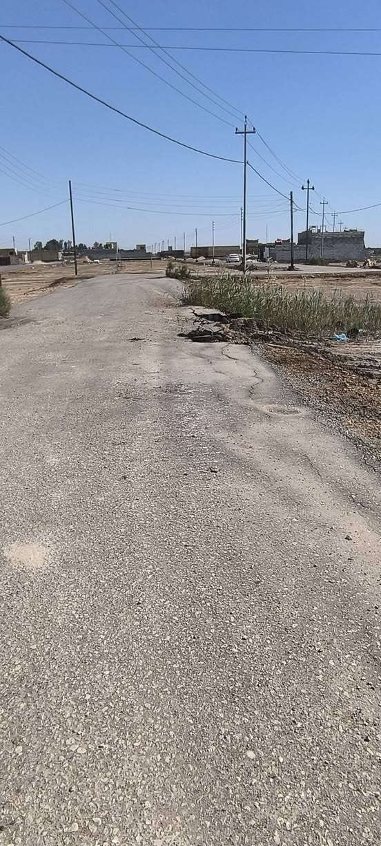 سلام عليكم قطعه طابو زراعي سند 25بحي المنصور بلَمجمع نزلت سيد ثابت مساحته 1000متر واجه 25نزال 40ماء كهرباء تبليط مداور اسهم بسم المشتري لاستفسار عله رقم ***********بي واساب بدارت كرار ال بوش
