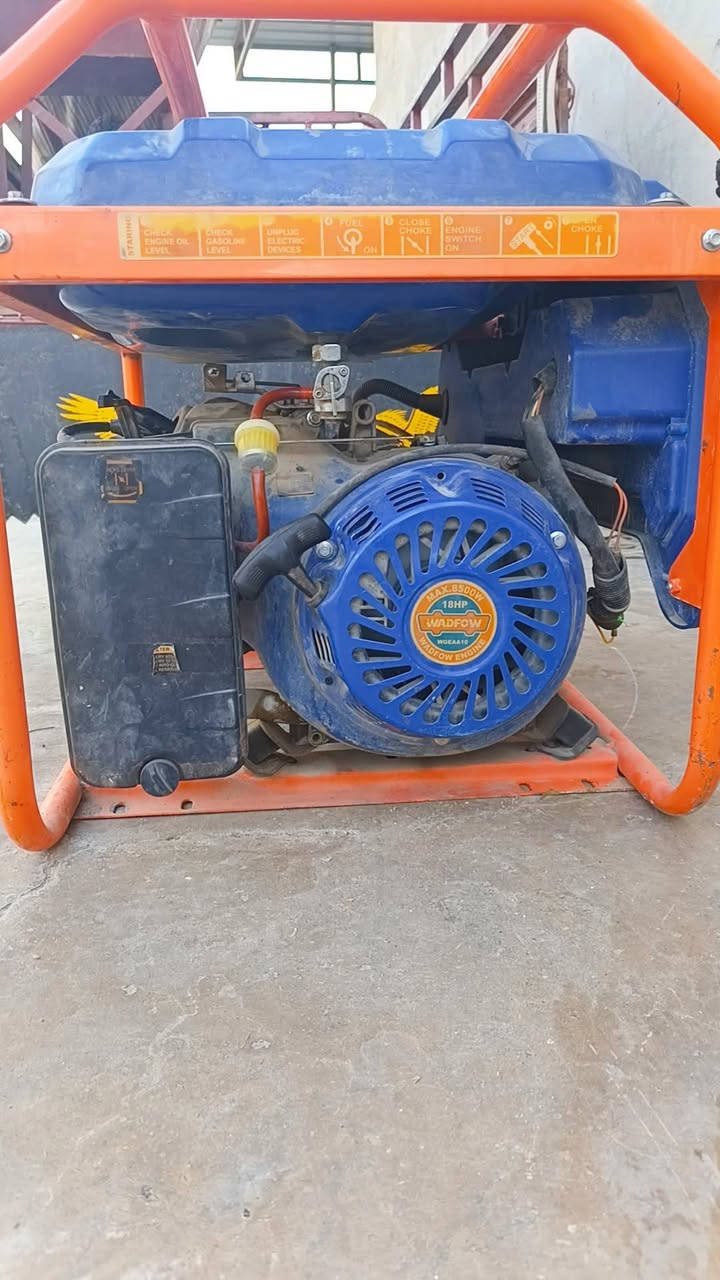 السلام عليكم مولده للبيع 28 امبير نظيفه نستعجل على البيع***********
