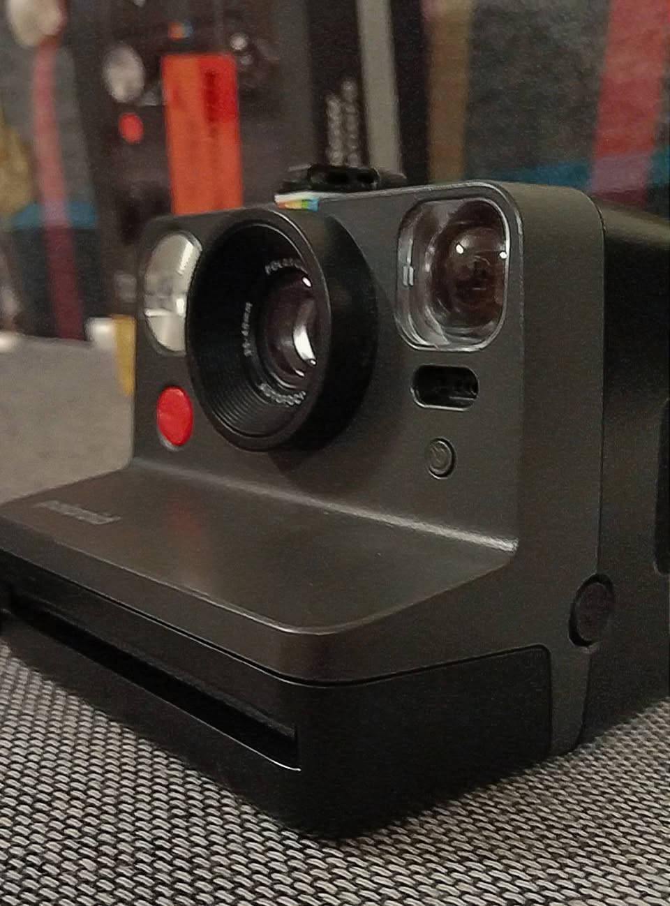 كاميرا فورية ملونة من  (الجيل الثاني ،
Polaroid Now Instant Camera Generation 2). وهي كاميرا تصوير فوري تجمع بين التصميم الكلاسيكي القديم لشركة بولاروايد والتقنيات الحديثة.{{ السعر ٦٥ الف }}


**إذا كنت صاحب هذا الإعلان وتريد حذفه لأي سبب، رجاءا أرسل رسالة إلى الدعم الفني**
